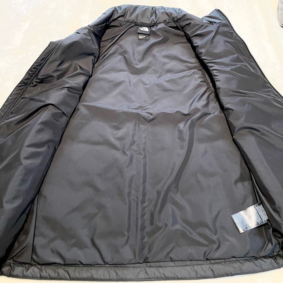 NWT The North Face Men’s Insulated Vest - Picture 6 of 7